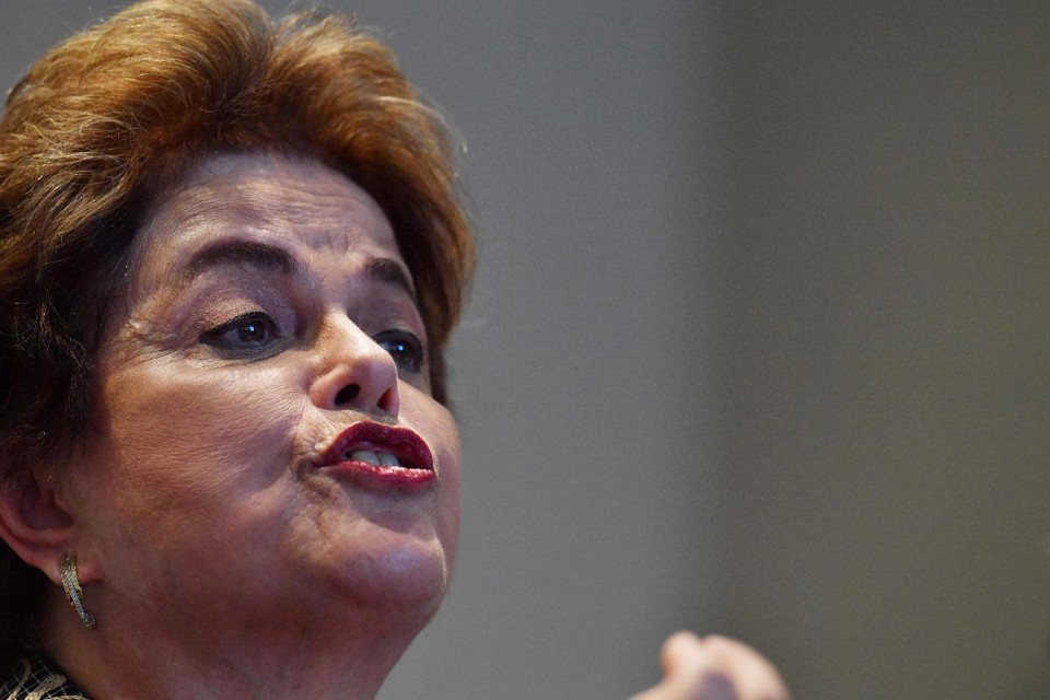 Universidade de Brasília oferece curso sobre “golpe” contra Dilma | YURI CORTEZAFP