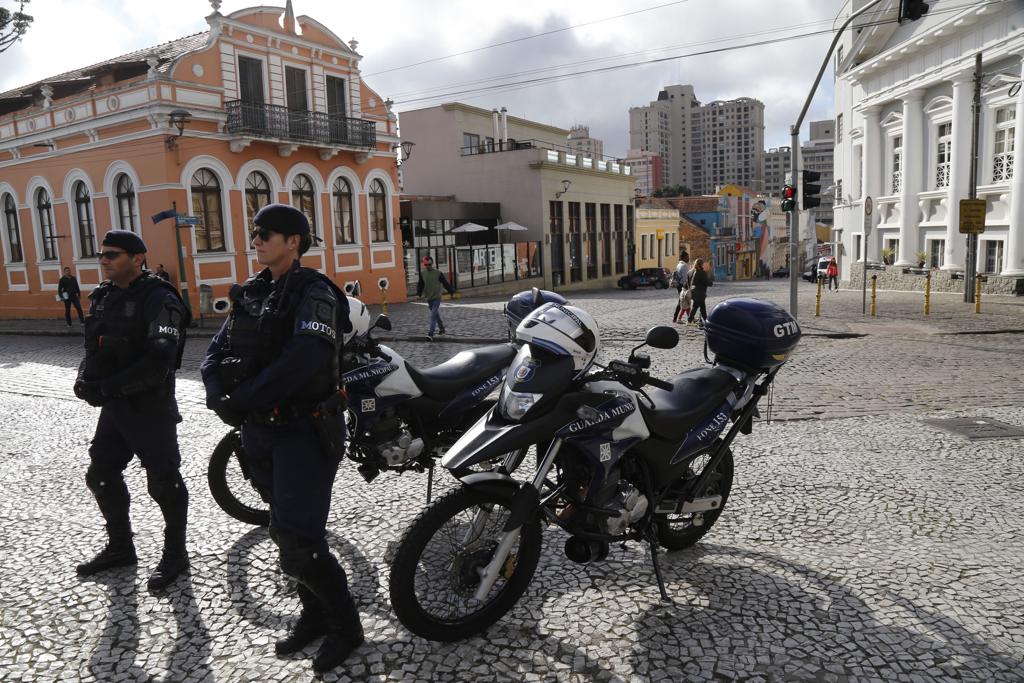 Para fiscalizar o trânsito, Guarda Municipal terá 26 motos novas. | Pedro Serapio/Gazeta do Povo/ Arquivo