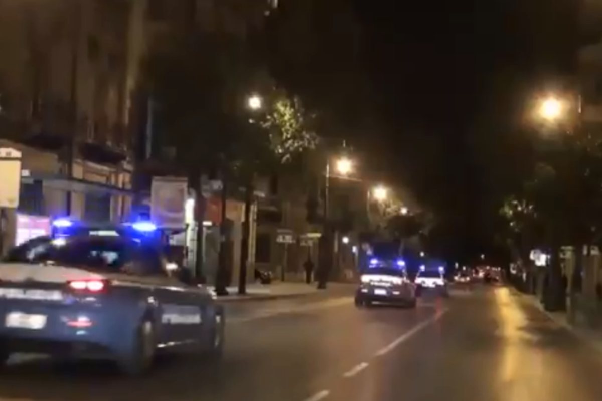 A polícia italiana pediu para que os moradores não saíssem de suas casas. | Reprodução