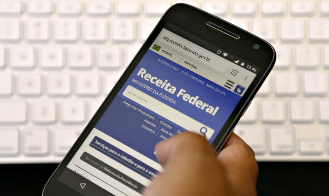 O crédito bancário para 76.644 contribuintes será feito no dia 15 de março, totalizando R$ 170 milhões. | Jonathan Campos/Gazeta do Povo