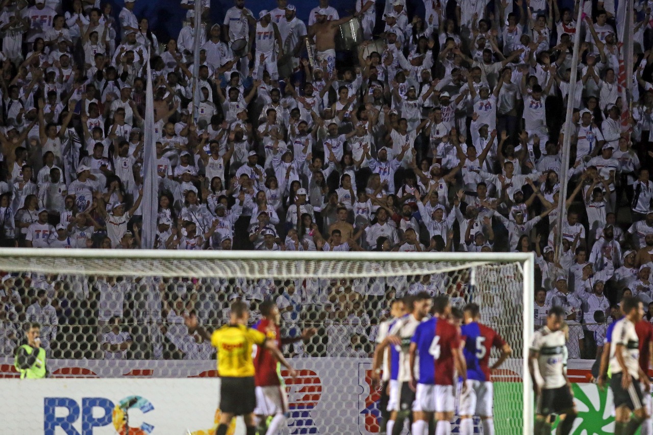 Lance do Paratiba. Tricolor quer a força da Vila Capanema no sábado. | Albari Rosa/Gazeta do Povo/