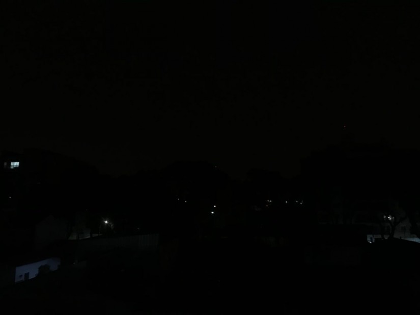 Boa Vista foi um dos bairros que ficou no escuro na madrugada desta quinta-feira. | Lucas Sarzi/Tribuna do Paraná