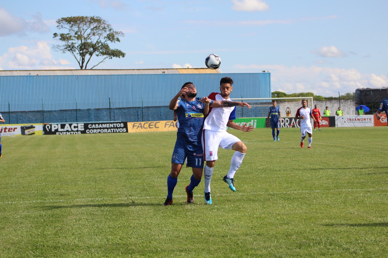 Lance do jogo entre Paraná e Cianorte, | Diego Menegon / Cianorte FC/