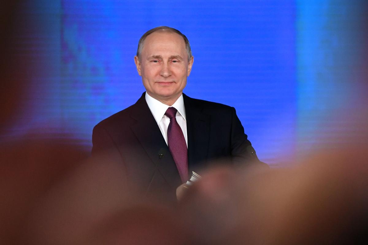 Se ganhar as eleições neste mês, Vladimir Putin completrá um quarto de século no comando da Rússia | YURI KADOBNOVAFP