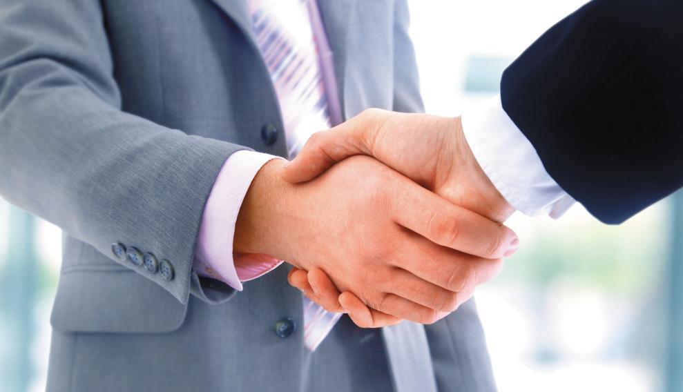 A pós-graduação também é a oportunidade de realizar troca de experiências e de aumentar os contatos profissionais. | Bigstock