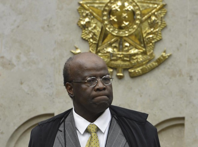 A pouco menos de um mês para o fim do prazo de filiação partidária, ex-presidente do STF Joaquim Barbosa e o PSB vivem impasse sobre disputa presidencial. | Valter Campanato/Agencia Brasil