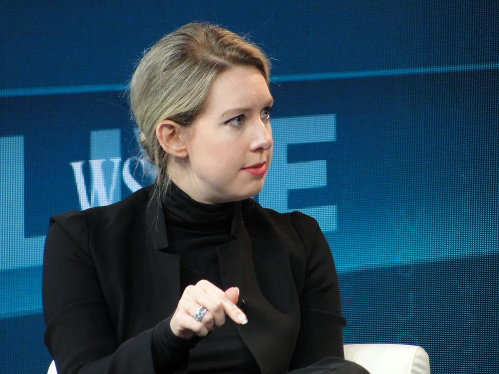 Elizabeth Holmes, fundadora da Theranos: fraude milionária. | GLENN CHAPMAN/AFP