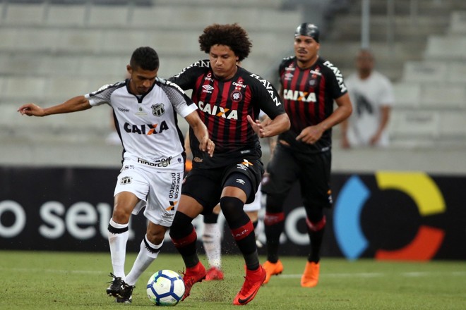 Gedoz entrou no segundo tempo, mas não conseguiu marcar para o Tricolor | Albari Rosa/Gazeta do Povo/