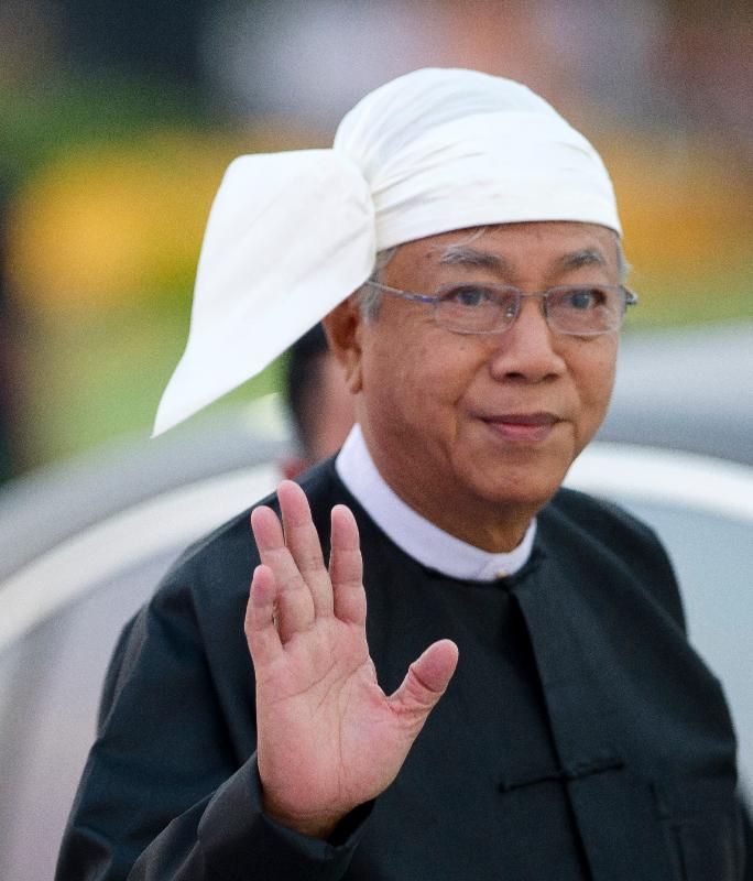 Htin Kway disse que deixará o cargo porque, aos 71 anos, gostaria de descansar | YE AUNG THU/AFP