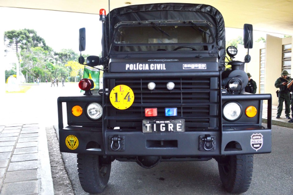 Caminhão modelo EE25 Engesa foi adaptado pelo Exército para o uso policial. | Exército Brasileiro/