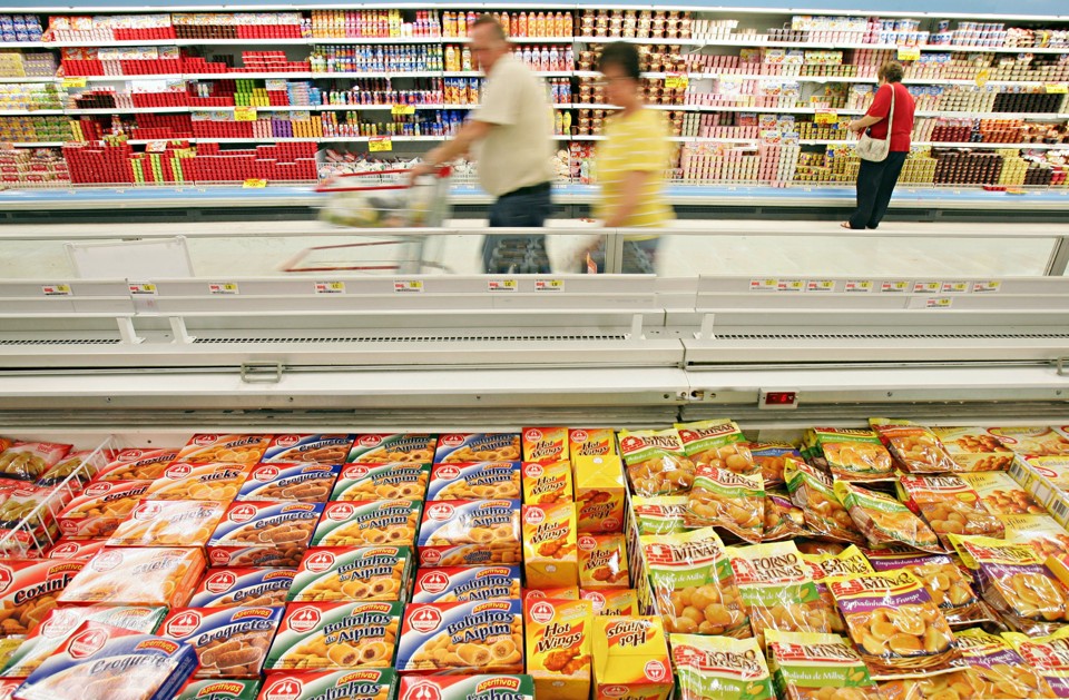 Agradeça aos alimentos processados por não passar fome Alimentos processados são responsáveis por 22% da dieta do brasileiro, segundo o cientista do Instituto de Tecnologia de Alimentos | Arquivo/Gazeta do Povo