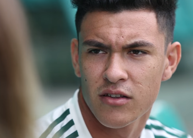 Matheus Bueno terá sua primeira chance desde o início do jogo. | Reprodução TV Coxa