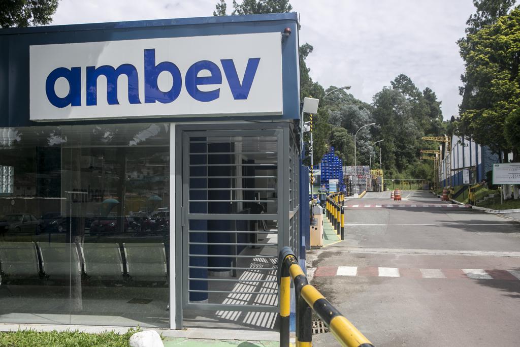 Fábrica da Ambev em Almirante Tamandaré, na Região Metropolitana de Curitiba. | Marcelo Andrade/Gazeta do Povo