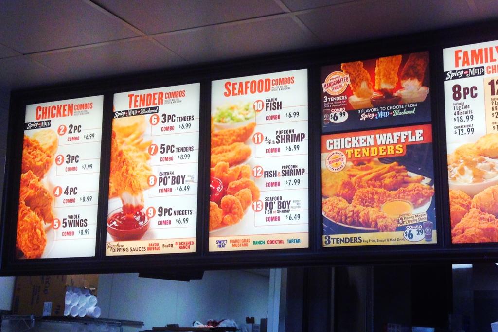 Cardápio do Popeyes, nos Estados Unidos. | Mike Mozart/Flickr