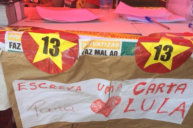 Tenda para escrever uma carta para Lula | Paulo Polzonoff