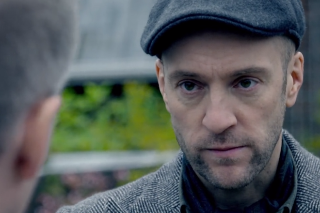 “The Push” é apresentado pelo ilusionista britânico Derren Brown | Reprodução/Netflix