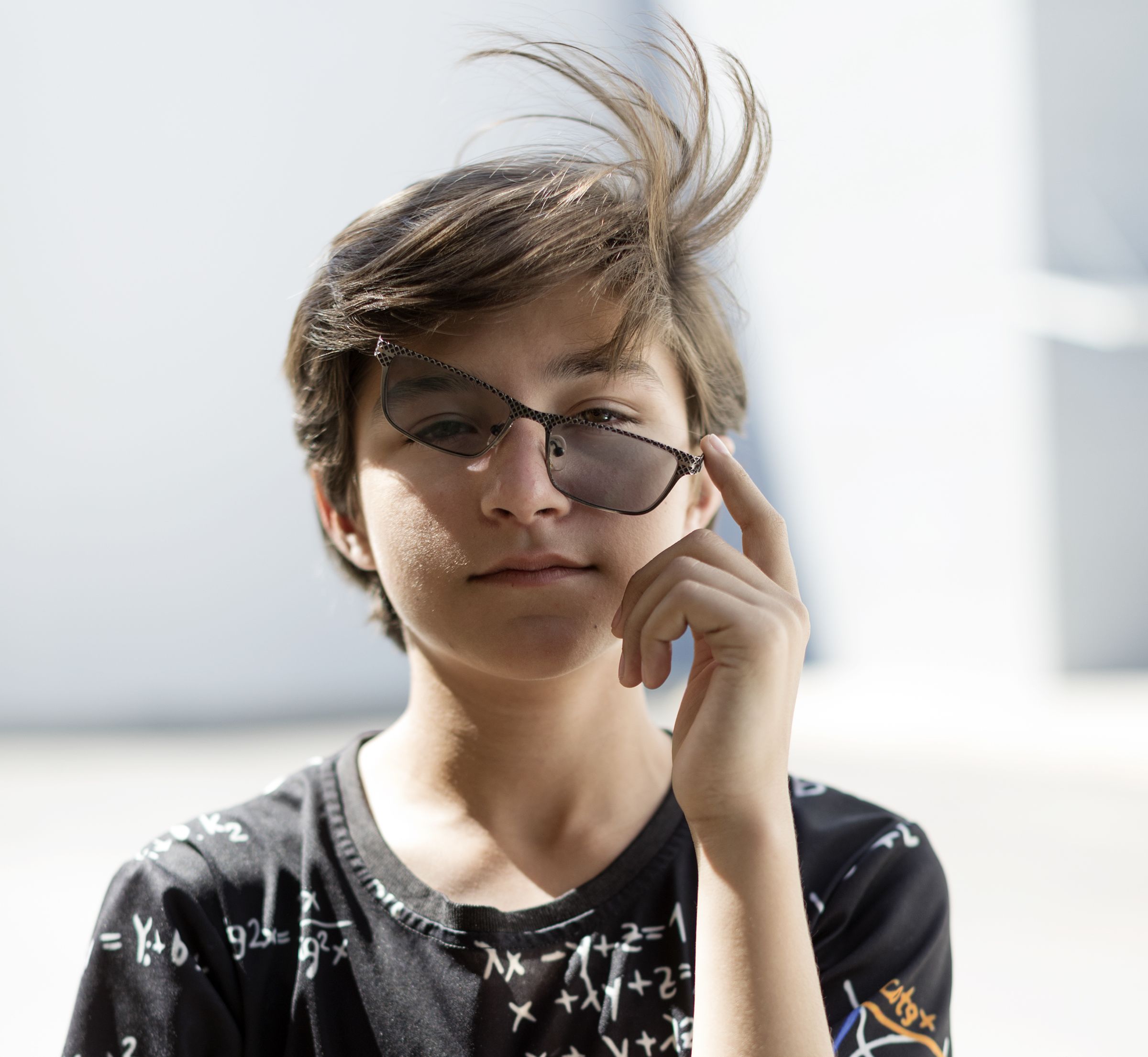 Marco Zozaya já comprou grandes brigas e já fez vídeos mais “tranquilos”; ele quer um público que ame ciências. | Alejandro Cartagena/The New York Times