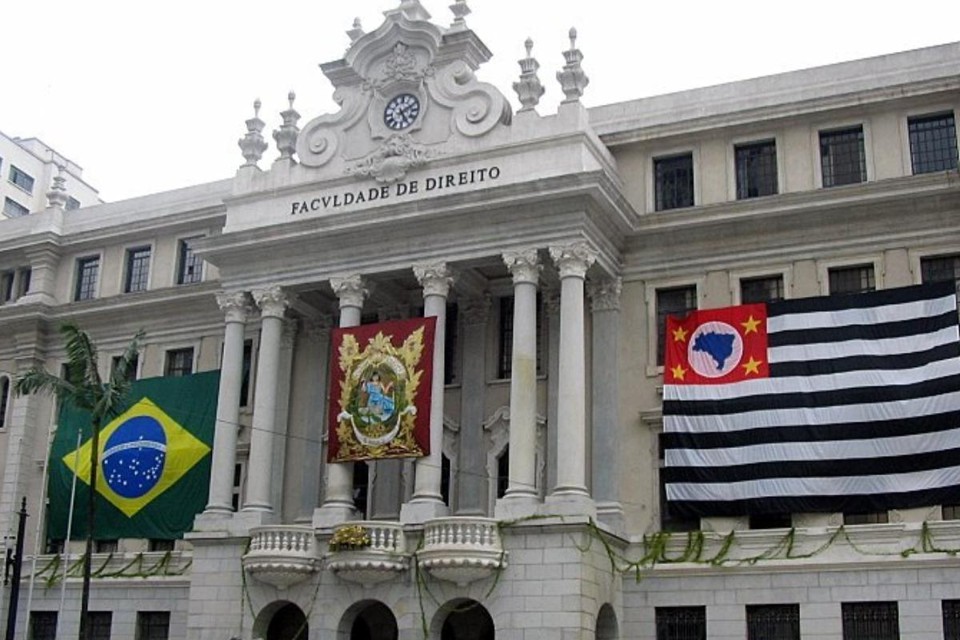 Em 2018, universidades estaduais como USP e UNESP gastaram mais de R$ 2 milhões em diárias na própria cidade