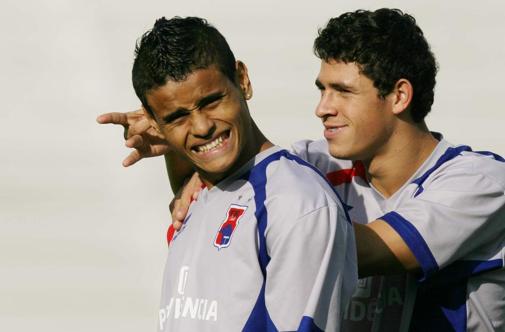 Everton ao lado de Giuliano, dois jogadores que mais renderam dinheiro ao Paraná Clube. | GIULIANO GOMES/Gazeta do Povo