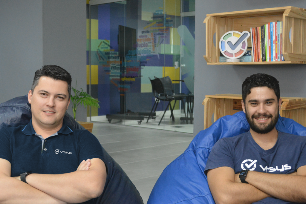 Reginaldo e Luan Stocco: primos e fundadores da VHSYS
