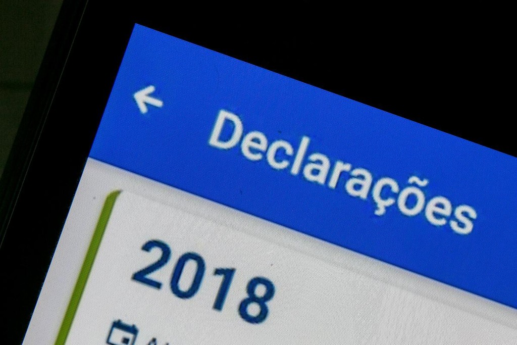 Na declaração do Imposto de Renda Pessoa Física, o consórcio somente deverá ser declarado como bens e direitos e não como dívida e ônus reais.