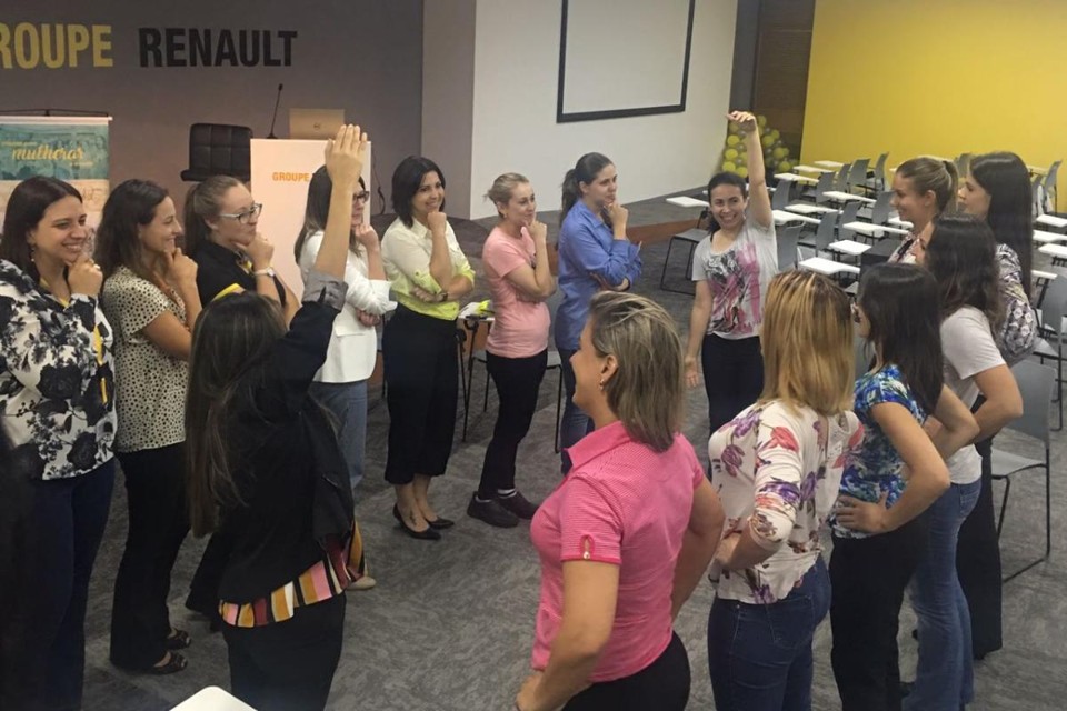 A fabricante francesa de veículos Renault do Brasil, com sede em São José do Pinhais, aplicou um piloto do Projeto Mulherar no ano passado, com a participação de 25 colaboradoras. | Divulgação