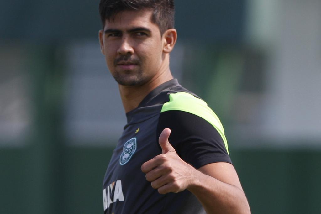 Agora no Londrina, Leandro Almeida defendeu o Coritiba em 2013 e 2014 | Aniele Nascimento/Gazeta do Povo