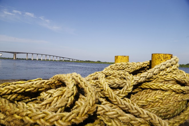 Com uma rede de 35 terminais de grãos – 24 no Rio Paraguai e 11 no Rio Paraná –, e mais 12 em construção, o país exporta 96% do que produz pelos rios. | Jonathan Campos/Gazeta do Povo