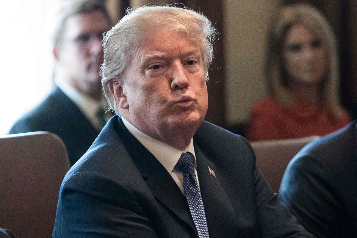 “Isso soa como comércio livre ou justo? Não, parece um COMÉRCIO ESTÚPIDO”, publicou Trump no Twitter. | NICHOLAS KAMM/
AFP