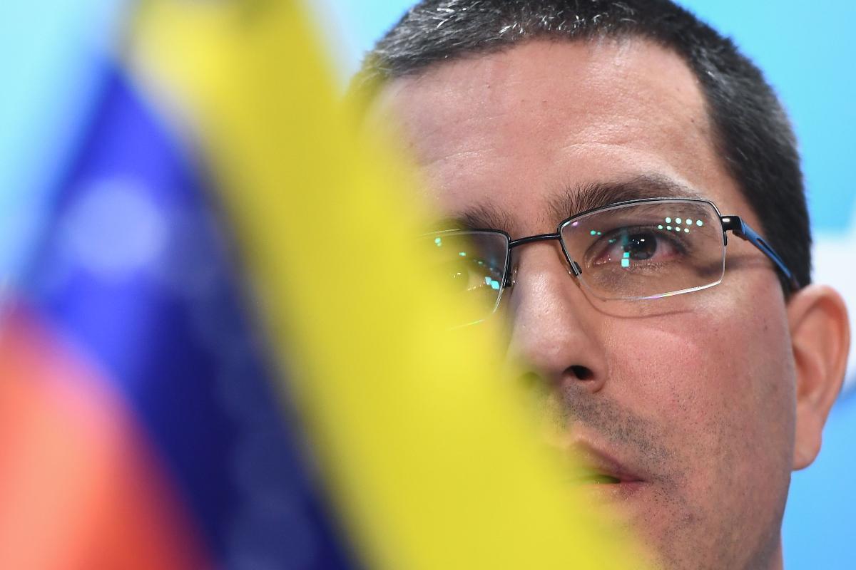O chanceler venezuelano, Jorge Arreaza, durante uma conferência em Bruxelas | EMMANUEL DUNAND/
AFP