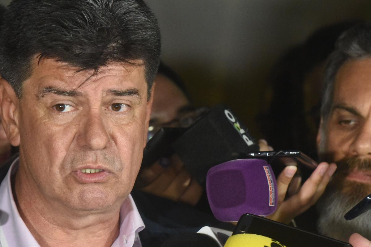 Para Alegre, o Tribunal Superior da Justiça Eleitoral (TSJE) pronunciou muito rapidamente a vitória de Mario Abdo | NORBERTO DUARTE/AFP