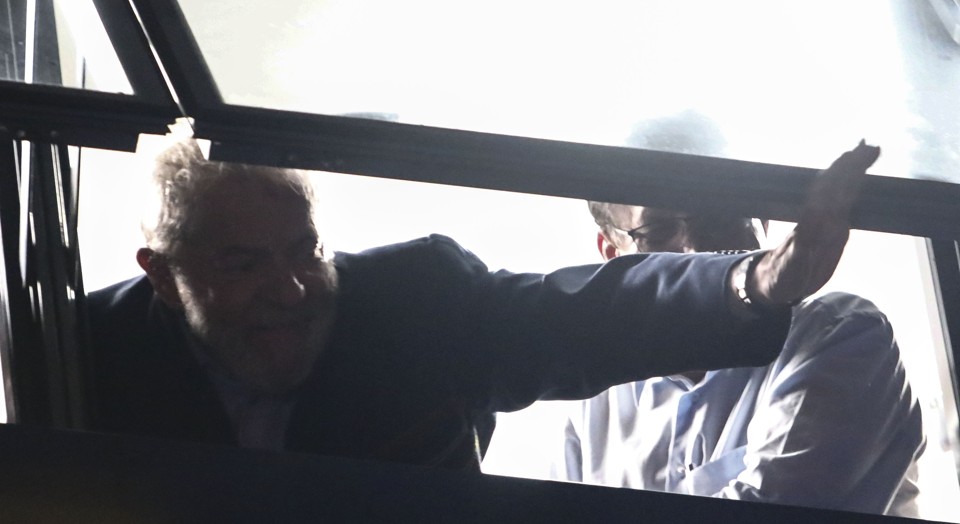 Lula tenta novo habeas corpus para não ser preso | MIGUEL SCHINCARIOL/AFP