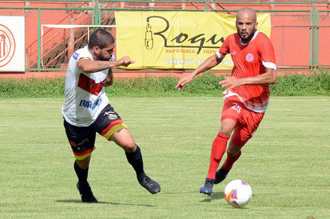 Lateral Maurim em treinamento do Paranavaí | Divulgação/ACP