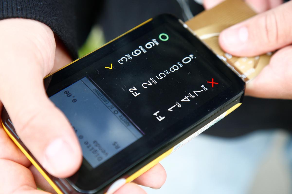 Banco Central quer fixar teto para cobrança de taxas no cartão de crédito | Aniele NascimentoGazeta do Povo