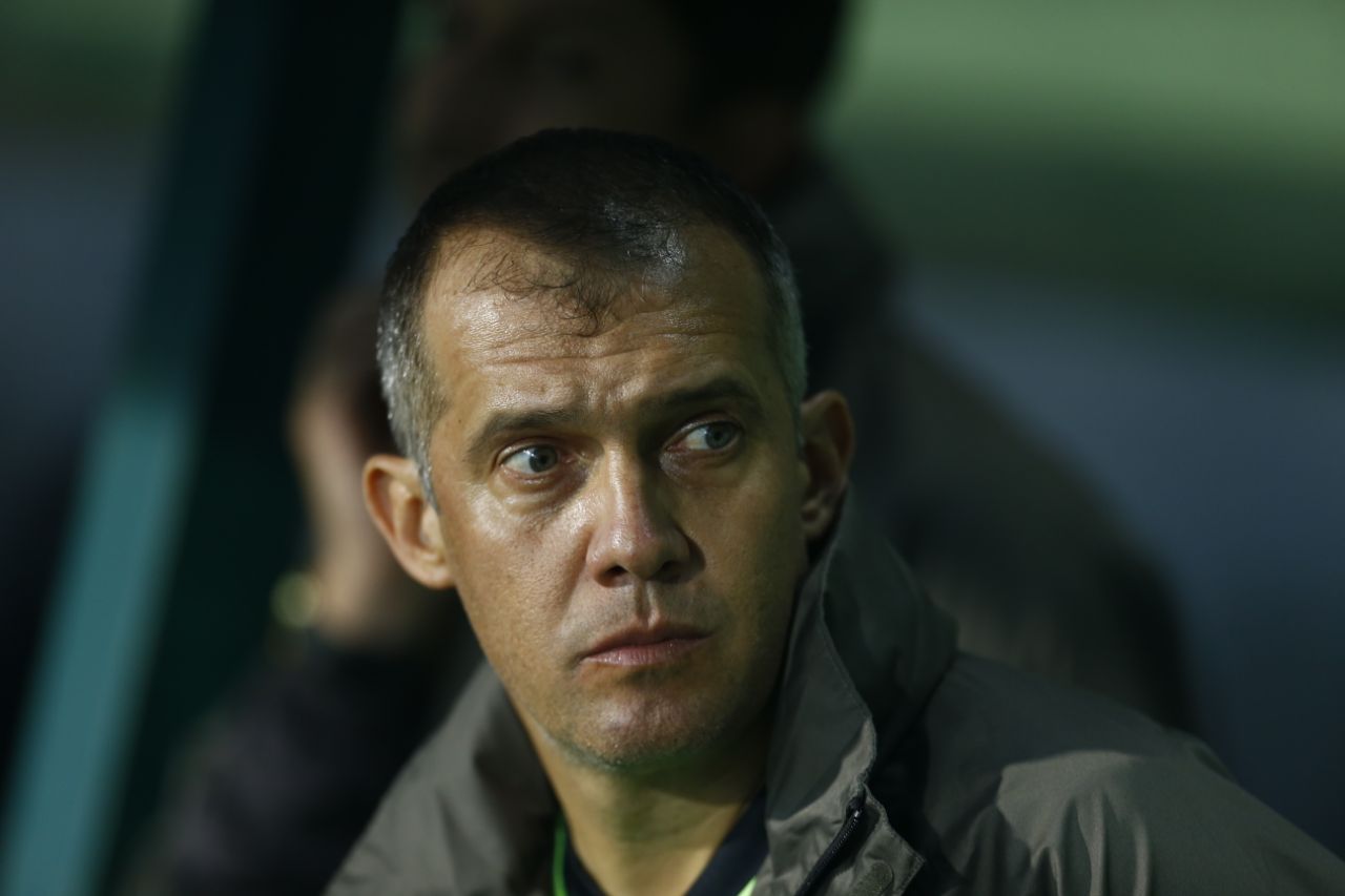 Técnico Eduardo Baptista na sua estreia pelo Coritiba. | Jonathan Campos/Gazeta do Povo/