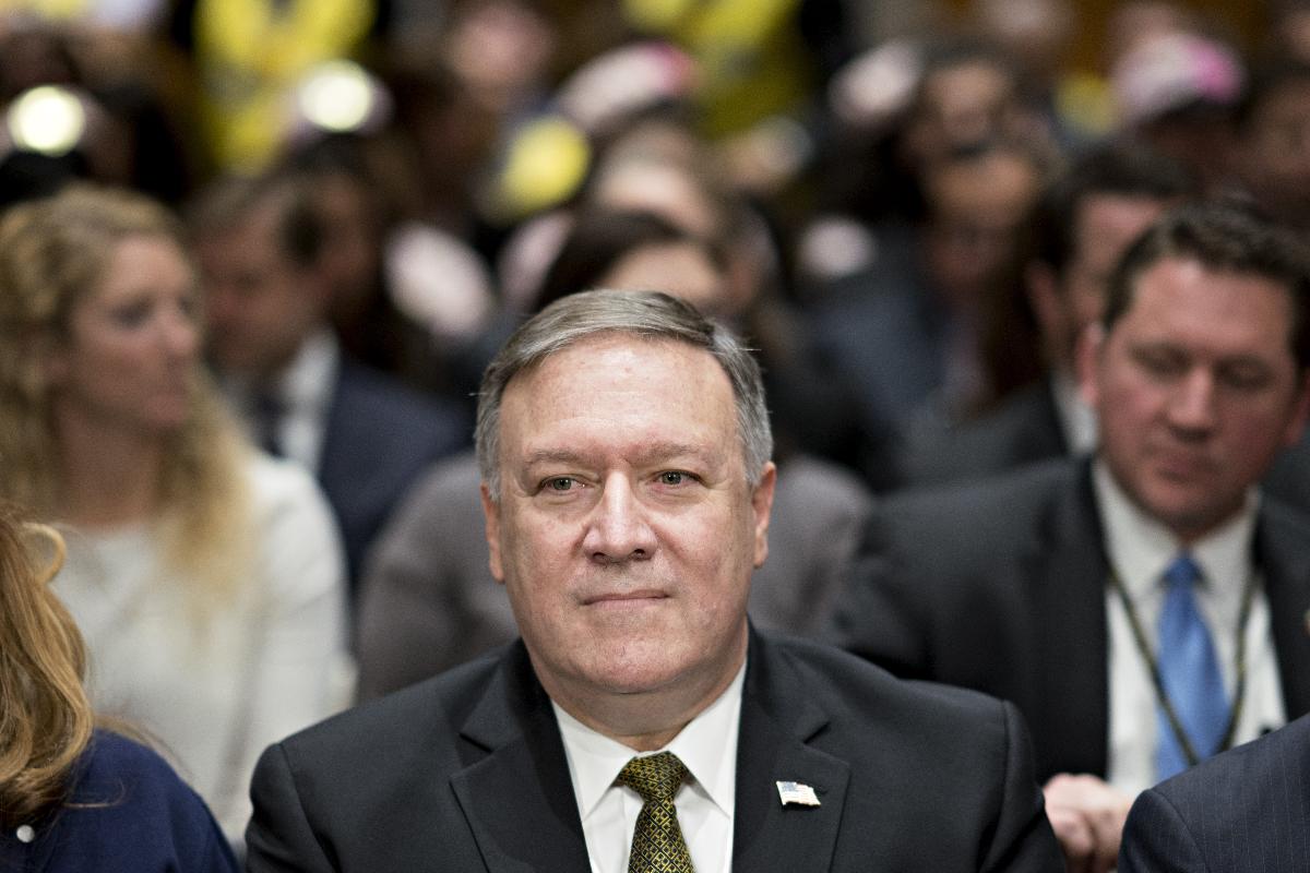 Mike Pompeo, diretor da CIA e secretário de Estado dos EUA, durante o Comitê de Relações Exteriores do Senado | Bloomberg/Bloomberg