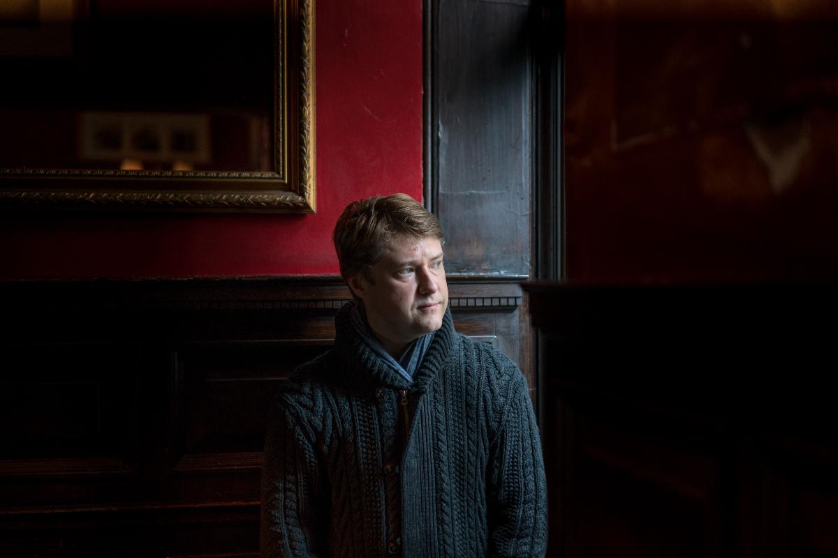 Vladimir Ashurkov, uma figura da oposição russa que fugiu de Moscou para Londres há quatro anos | ANDREW TESTA/NYT