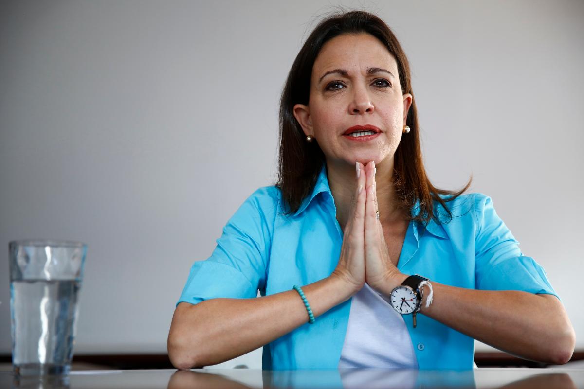 María Corina, 50, foi impedida de sair da Venezuela desde 2014, por ordem do ditador Nicolás Maduro, e proibida de pegar voos domésticos. Ela viaja por terra para protestos contra o chavista | JS/ys/JORGE SILVA