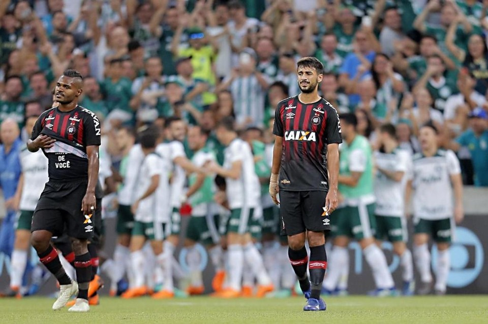 Atlético cai diante do Palmeiras e perde invencibilidade com Diniz Atlético perdeu para o Palmeiras em casa. | Albari Rosa/Gazeta do Povo