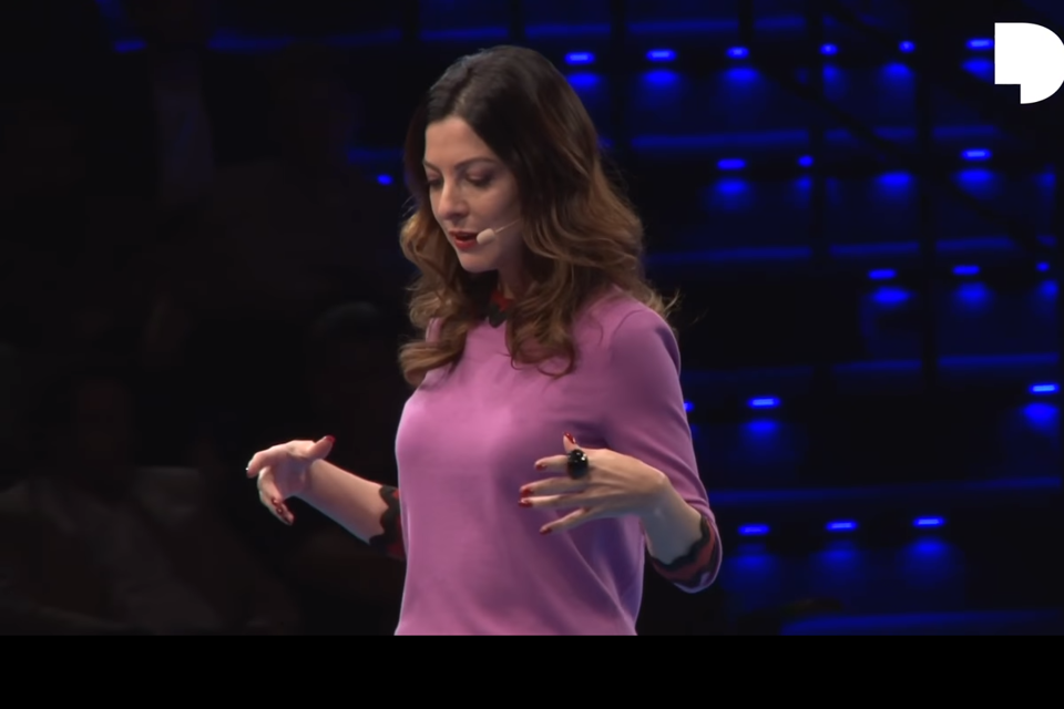 Em três décadas de jornalismo, Ana Paula Padrão cobriu guerras, apresentou telejornais e liderou projetos por onde passou | Reprodução