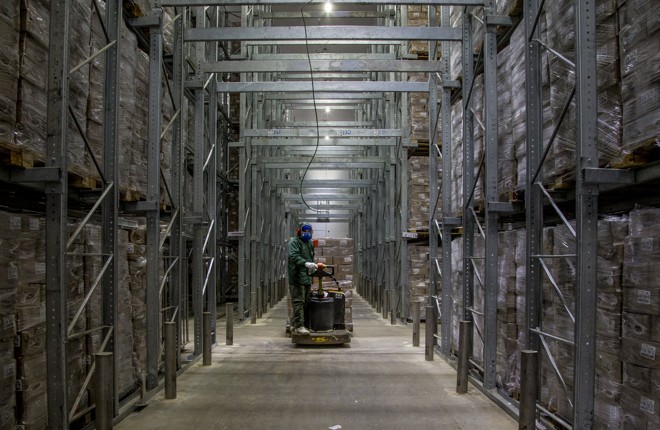 Unidade de suínos da Frimesa, em Medianeira: central cooperativa está com 128 caminhões parados entre os diversos bloqueios no país. | Hugo Harada/Gazeta do Povo