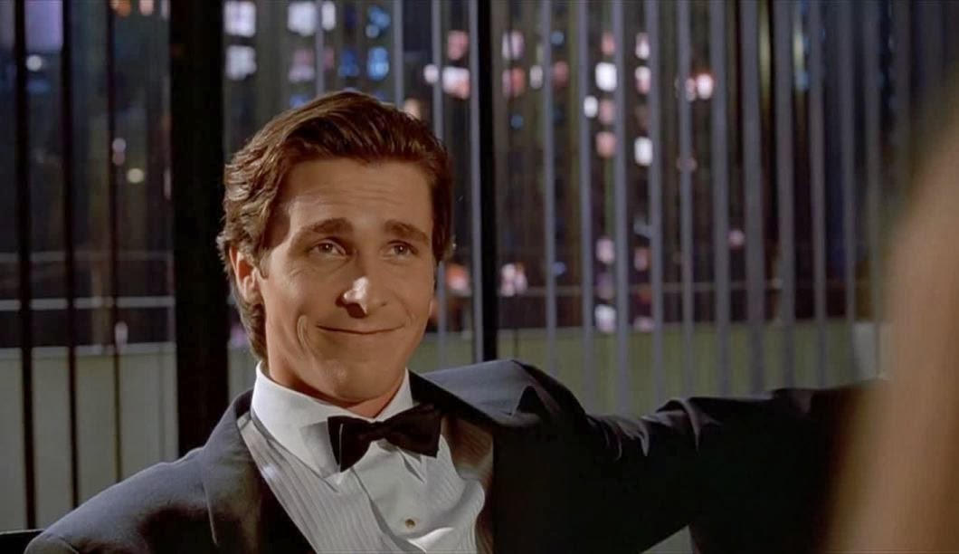 Cena do filme Psicopata Americano. Embora nem todo psicopata seja criminoso, muitos se sobressaem na carreira. | Reprodução/