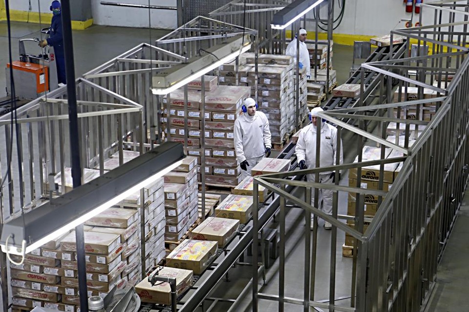 A empresa informou que não está prevista a demissão de trabalhadores e que a interrupção não atingirá, simultaneamente, mais de uma planta. | Albari Rosa/Gazeta do Povo