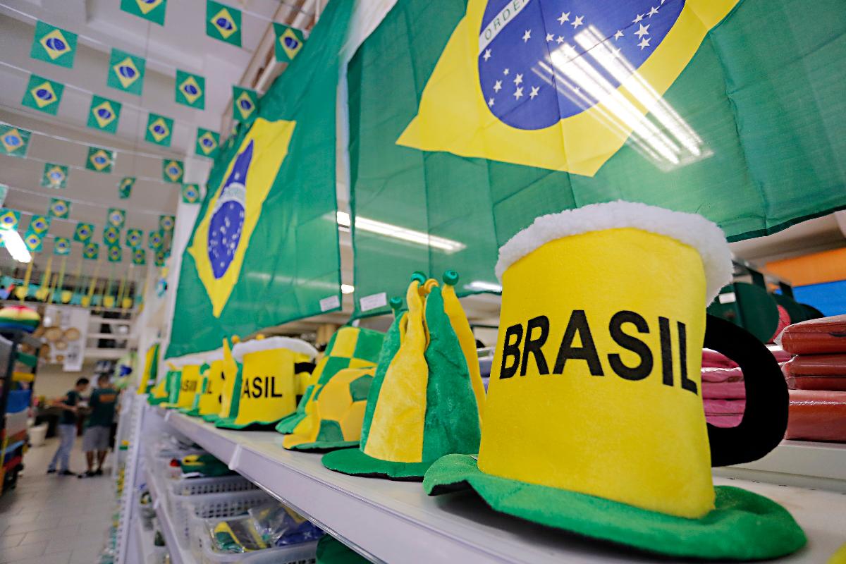 Empresas devem se planejar antecipadamente, caso optem por liberar os funcionários | Albari Rosa
Gazeta do Povo