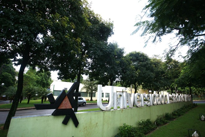 UEM suspendeu o calendário acadêmico por tempo indeterminado desde sexta-feira (25). | Arquivo/Gazeta do Povo