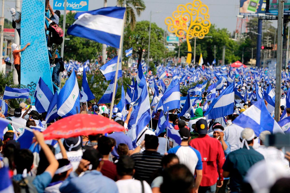 Manifestantes participam de protestos contra o governo de Daniel Ortega, em Manágua, capital da Nicarágua | INTI OCON/AFP
