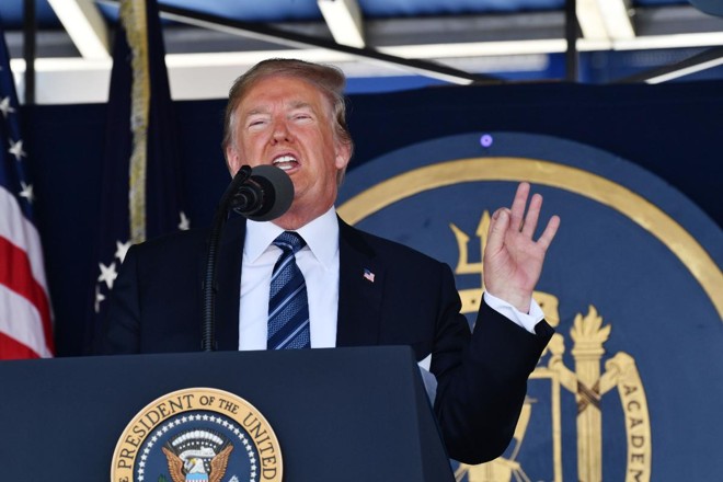 Donald Trump discursa em cerimônia de formatura de militares | NICHOLAS KAMM/AFP