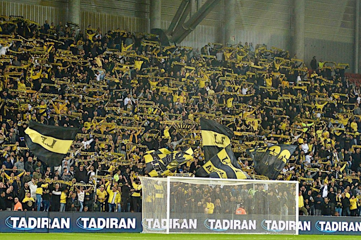 Torcida do clube Beitar Jerusalem FC em foto divulgada no Twitter oficial em 3 de abril de 2018 | Beitar Jerusalem FCReprodução/Twitter