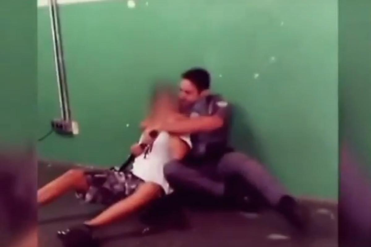 Segundo a Secretaria Estadual de Educação, o policial faz parte da ronda escolar e diariamente entra na Escola Estadual Dr. Alfredo Pujol. | Reprodução.