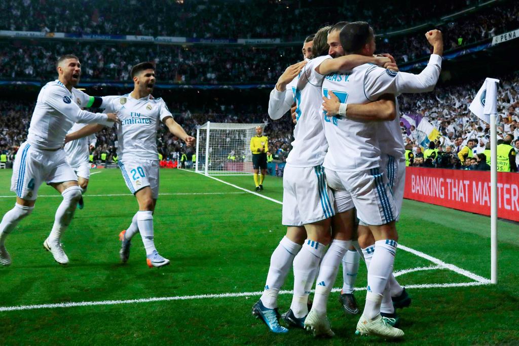 Real Madrid comemora no Santiago Bernabéu | OSCAR DEL POZO/AFP